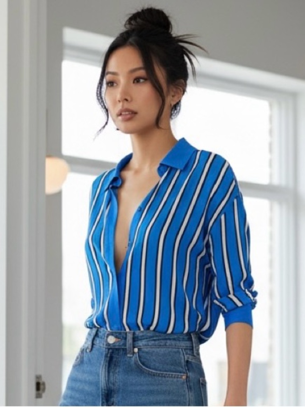 Alice + Olivia Cobalt Blue Stripe Viscose Button-Down Blouse |Size XS | Collared